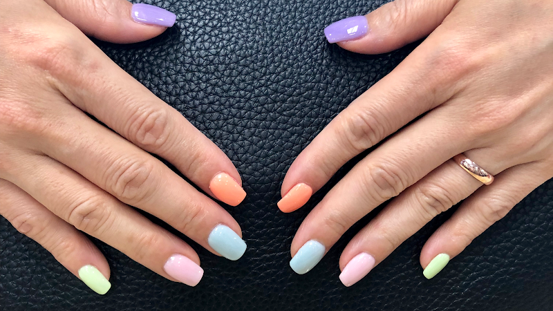 Ombré at Van Nails in Miami