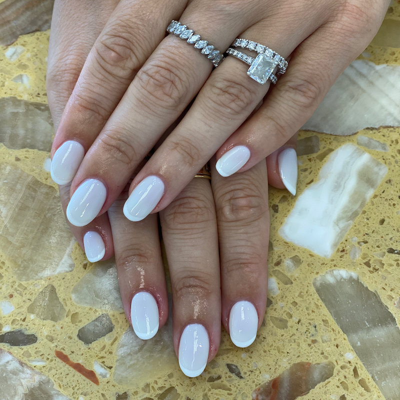 Ombre Nails nail design by Van Nails in Miami