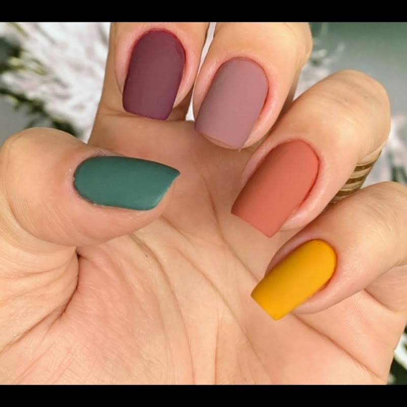 Matte Nails nail design by NEW BELLA NAIL & SPA