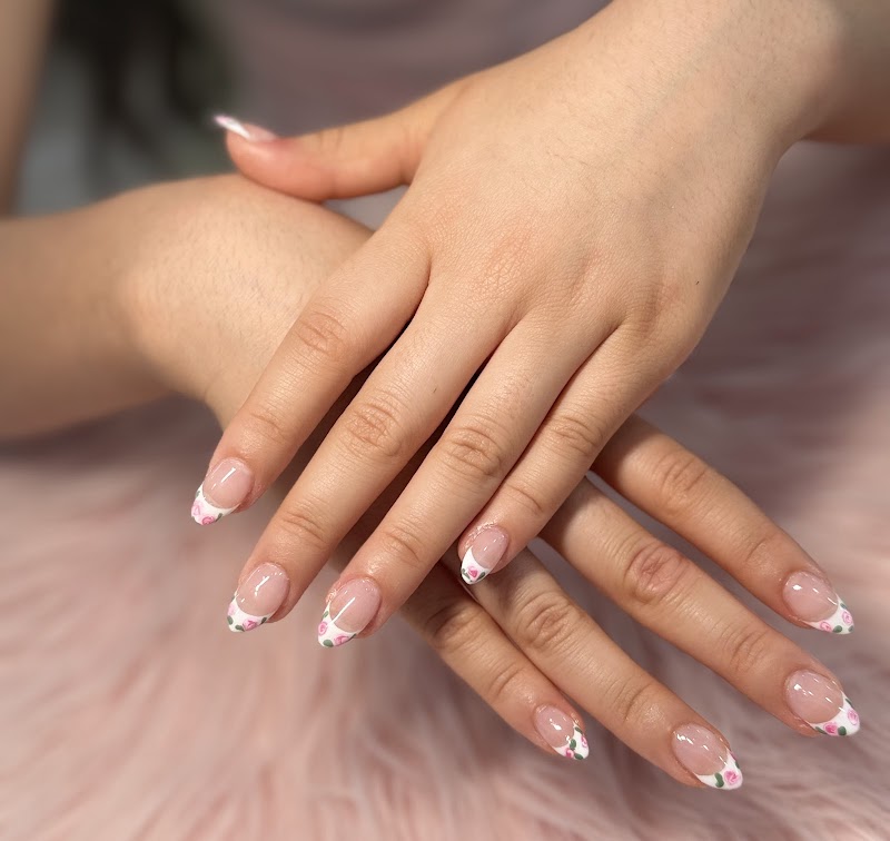 Gel-X nail design by Jenny's Nails & Spa in Los Angeles