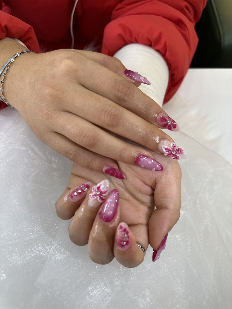 Nail Art at Muse Nail in New York