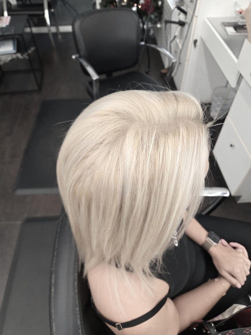 Nail Salon at Isalon in Miami