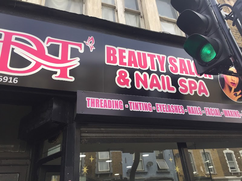 Nail Salon at Dt Beauty Salon and Nail SPA in London