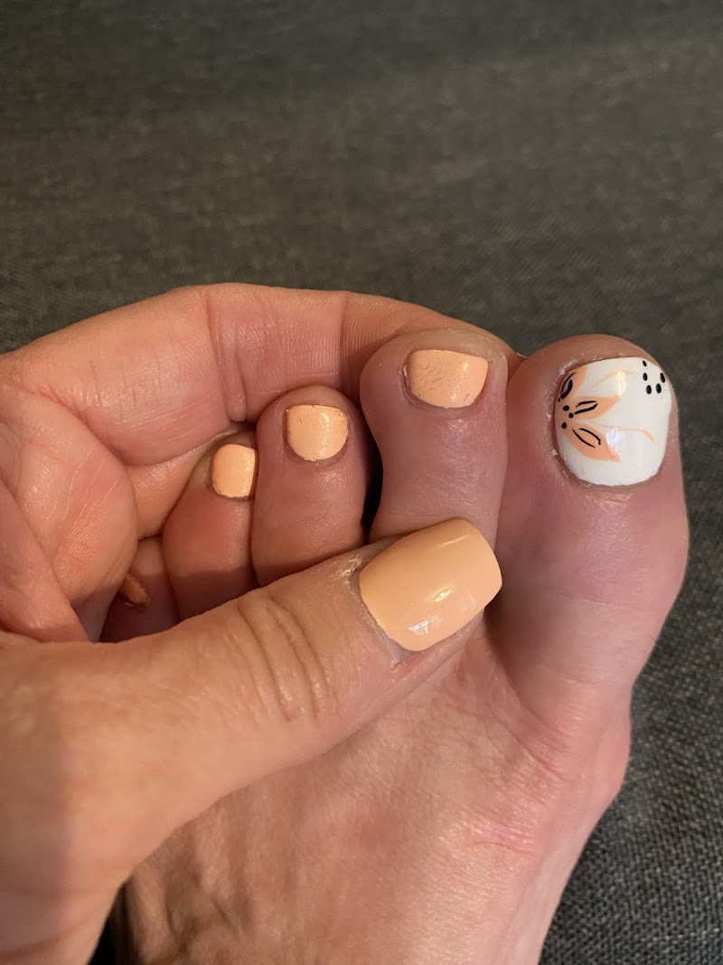 Gel-X nail design by Natural Nails Spitalfields in London