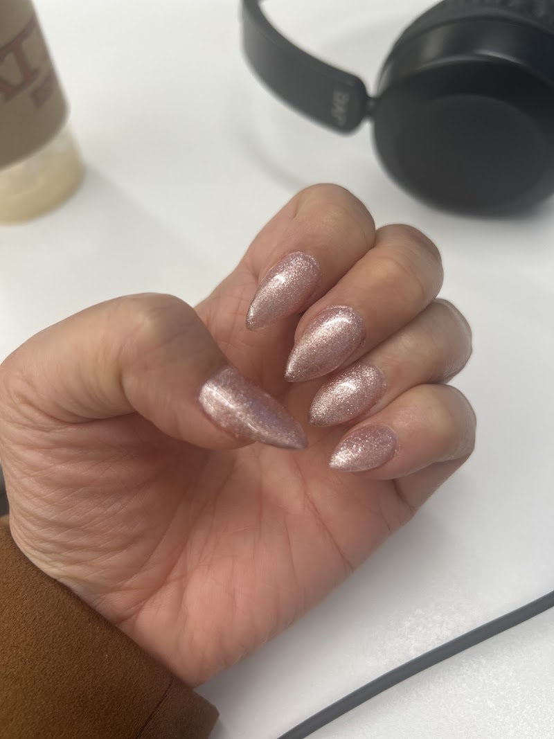 Glitter at Sathi Nails in New York