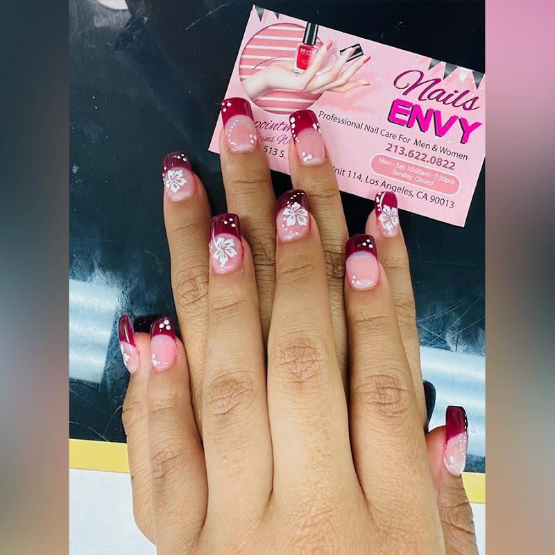 Valentine's Nails nail design by Nail Envy in Chicago