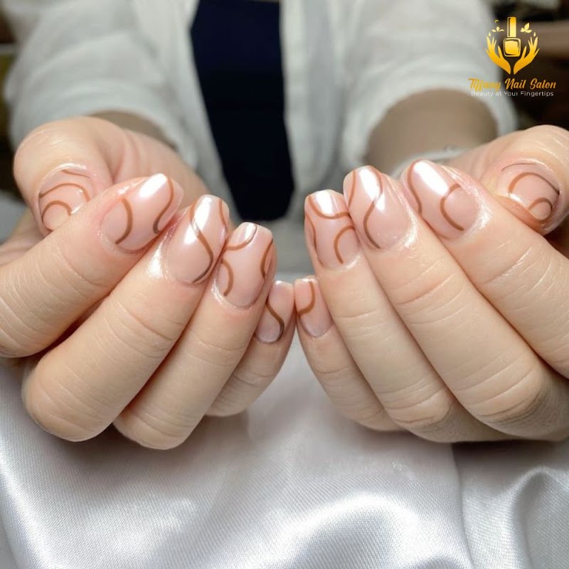 Nail Art at Tiffany Nail Salon in Los Angeles