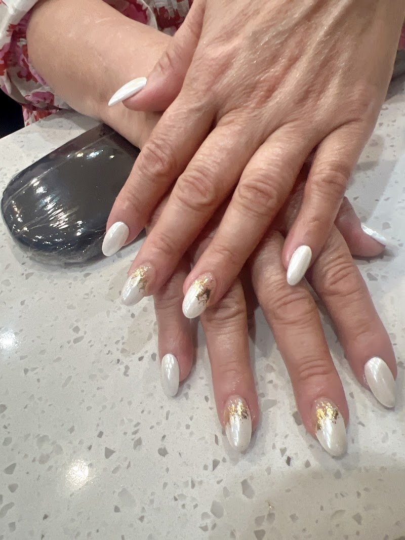 Square Nails nail design by Duo Mi Nail Spa