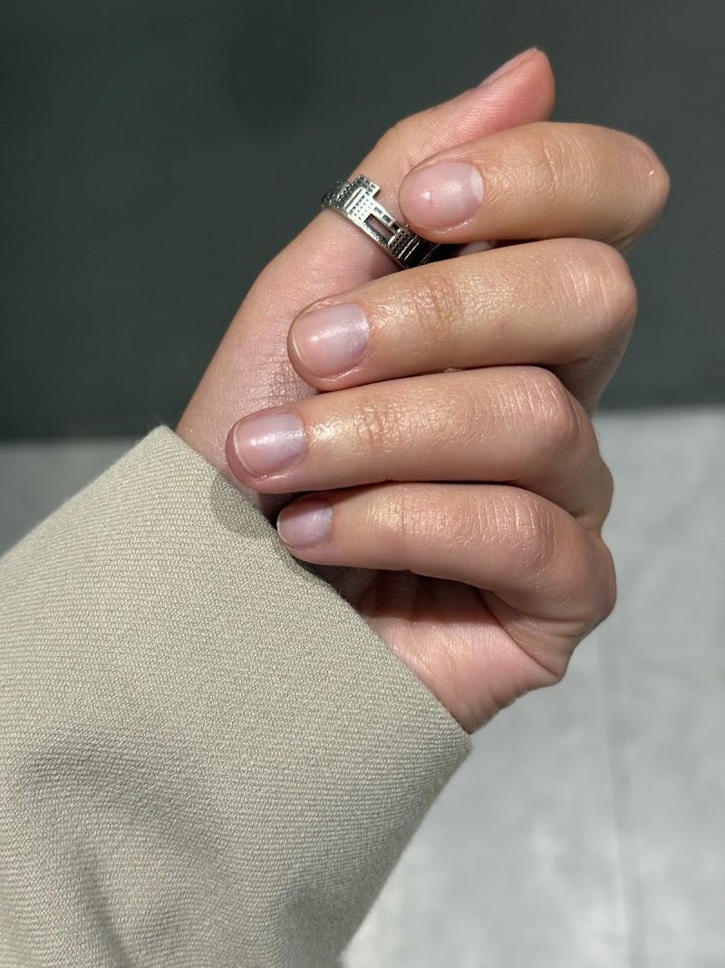 Oval Nails nail design by OZY Nails