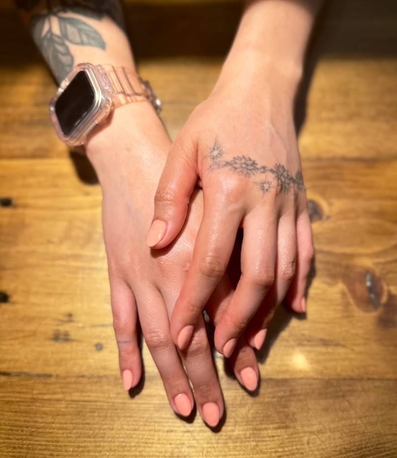 Oval at Hortūs New York ~ Organic Nails & Sugaring ~ Lower East Side in New York