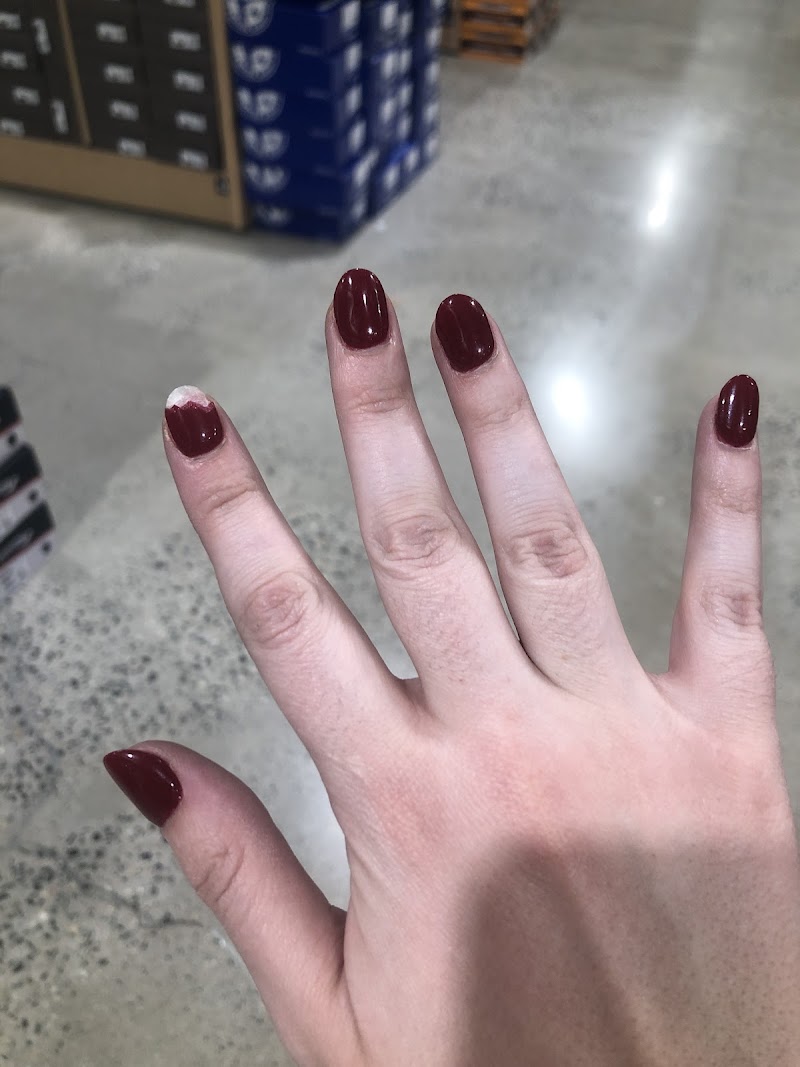 Nail Salon at Lux 88 Nail SPA in New York