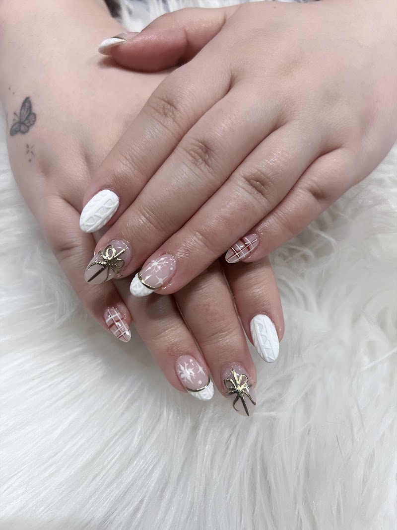 Gel-X nail design by Be Beauty Nail in New York