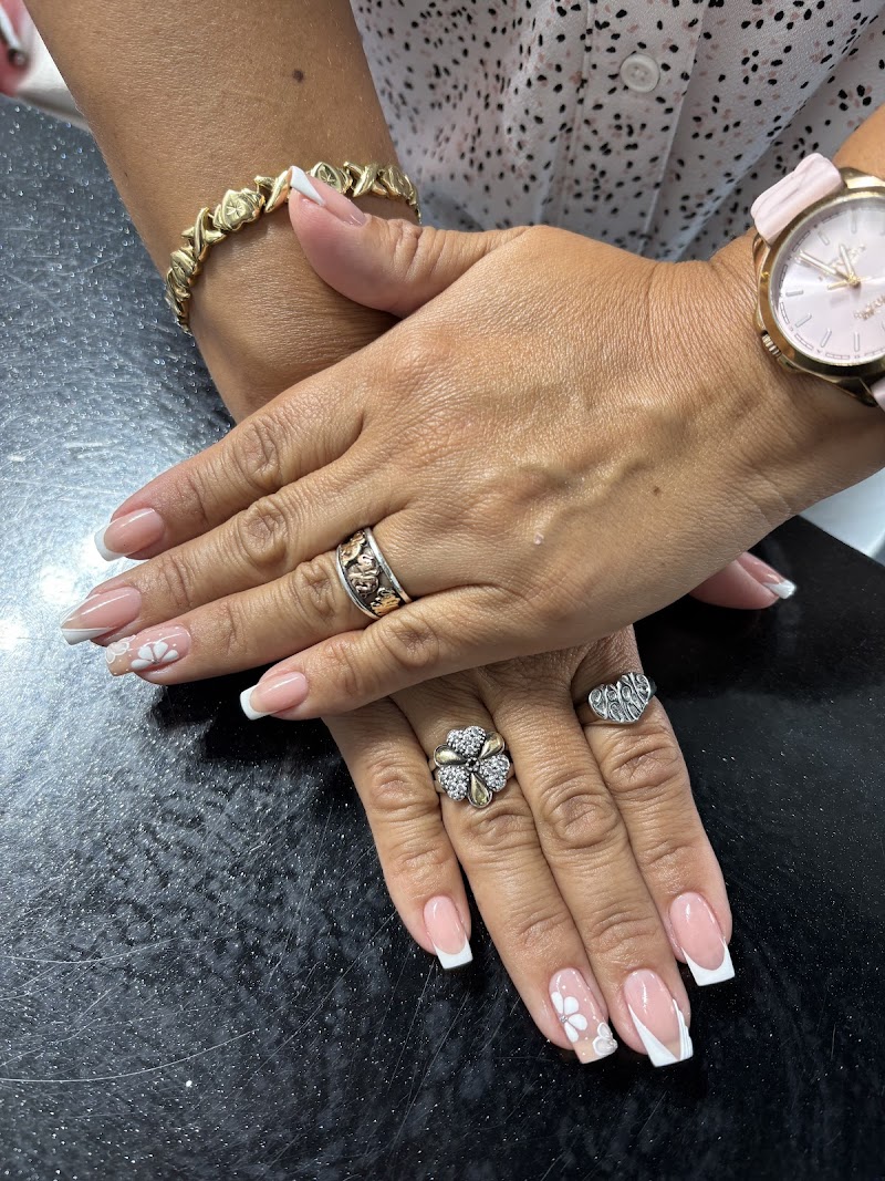 French Tip Nails nail design by Alejandro Labrador Beauty in New York