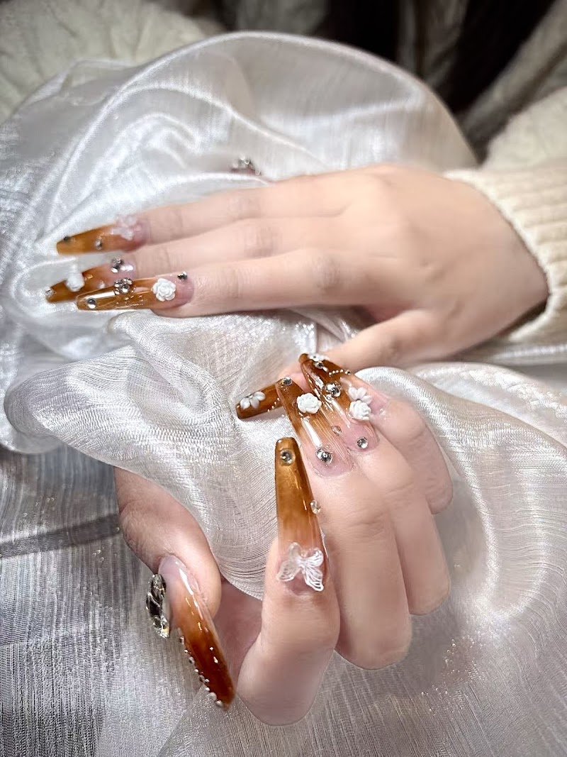 Ombre Nails nail design by Forget Me Not Nails&Beauty in London