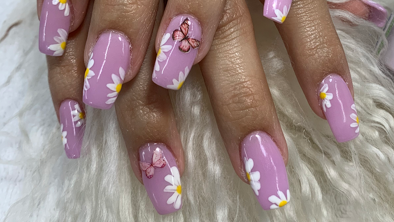 Floral Nails nail design by ZR nail place on 78 in New York