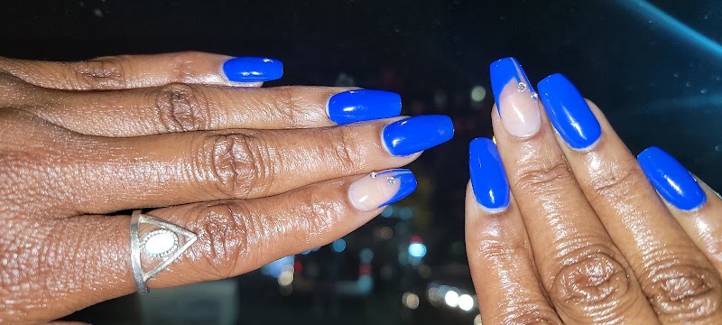 Ombré at Elegant Nails NY Inc. in New York