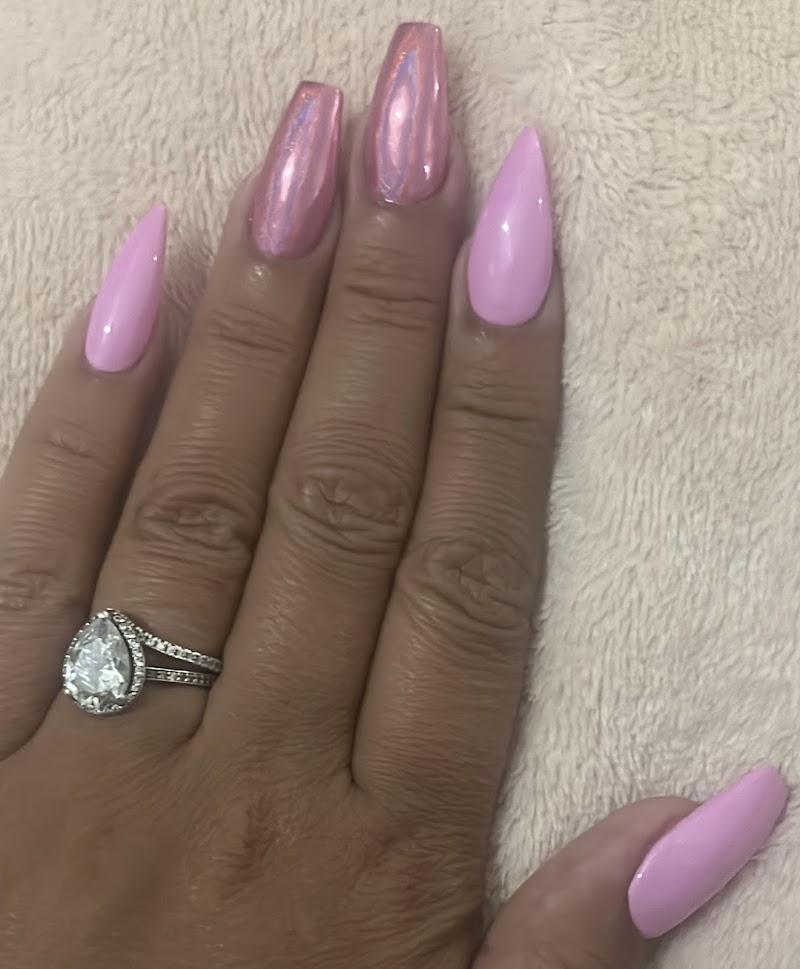 Coffin Shape at T & L Dream Nails INC in New York