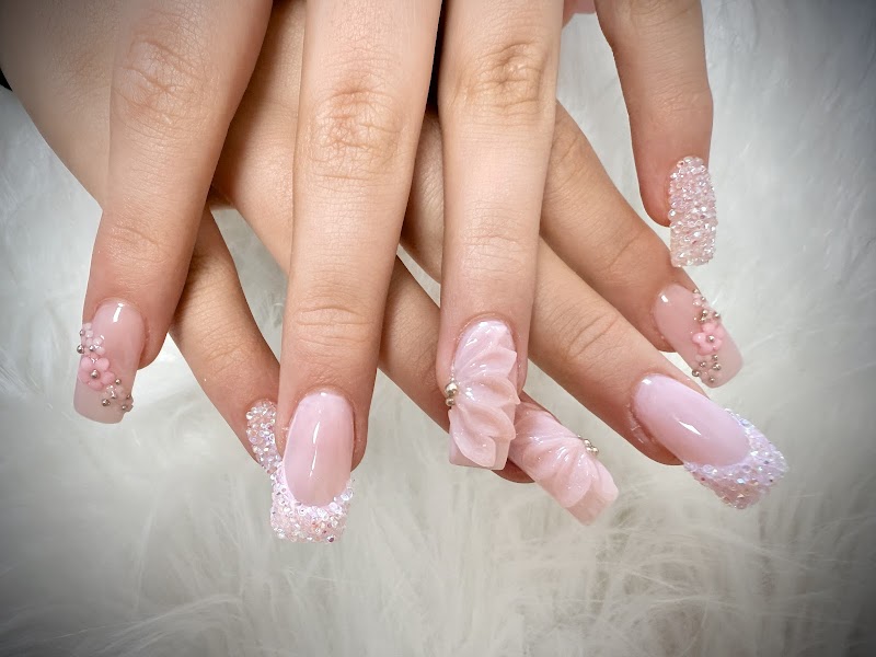 Boho Nails nail design by Holly Nail & Spa in New York