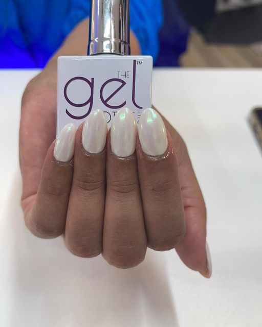 BIAB nail design by Flutter Me Nails BiAB in London