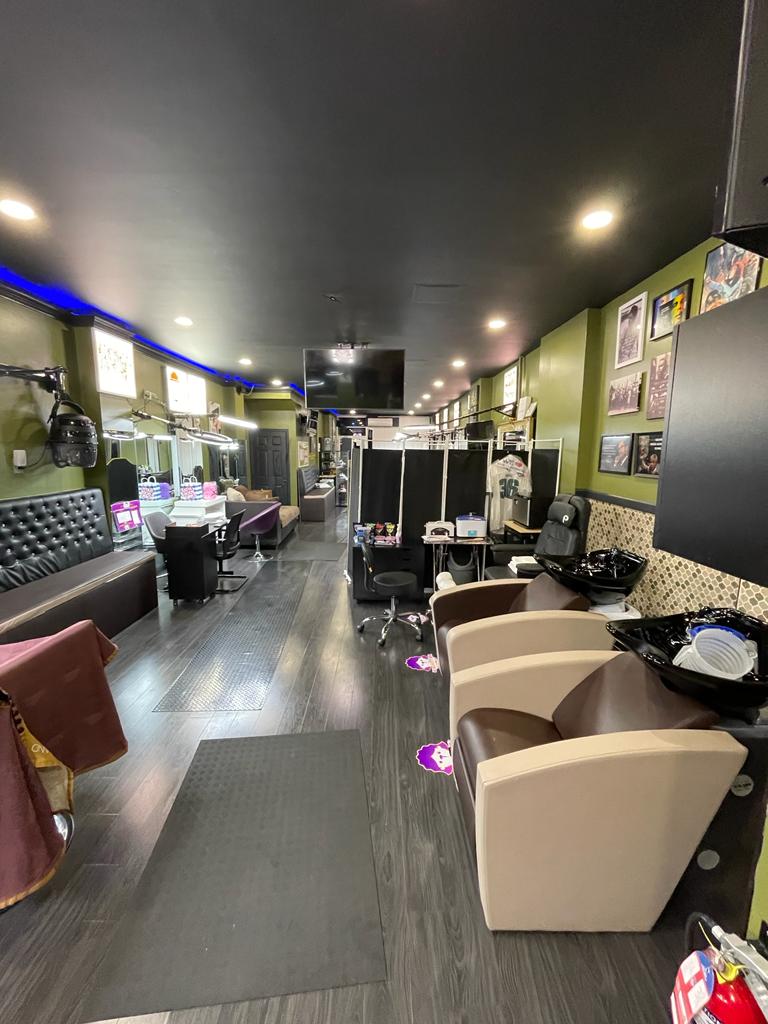 Nail Salon at 4k Cutz Barberz SPA & Lounge Corp in New York