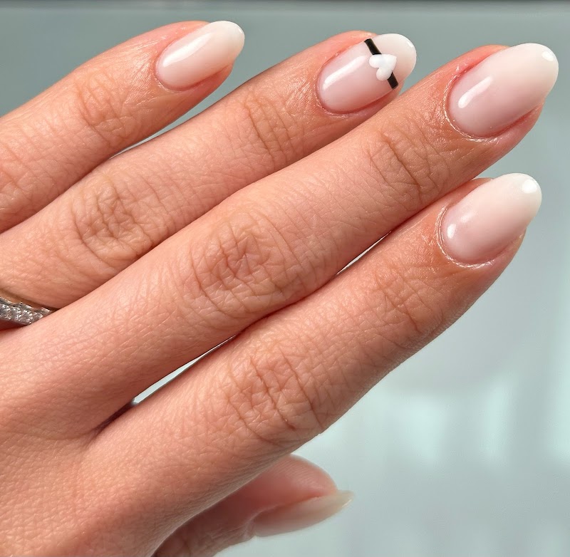 Nail Art at The Beauty Bar in Miami