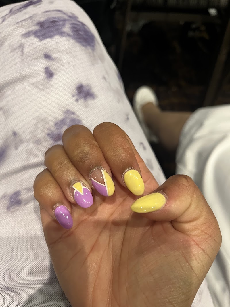 Geometric Nails nail design by Brooklyn Nail in New York