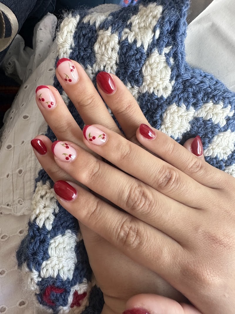 How to Care for Gel Nails: Aftercare Tips for Long-Lasting Wear