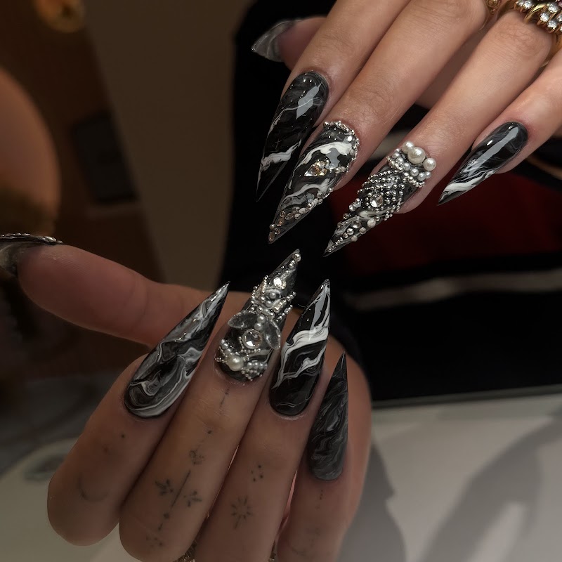 Spring Nails nail design by The Loce Nails Garden - Covent Garden in London