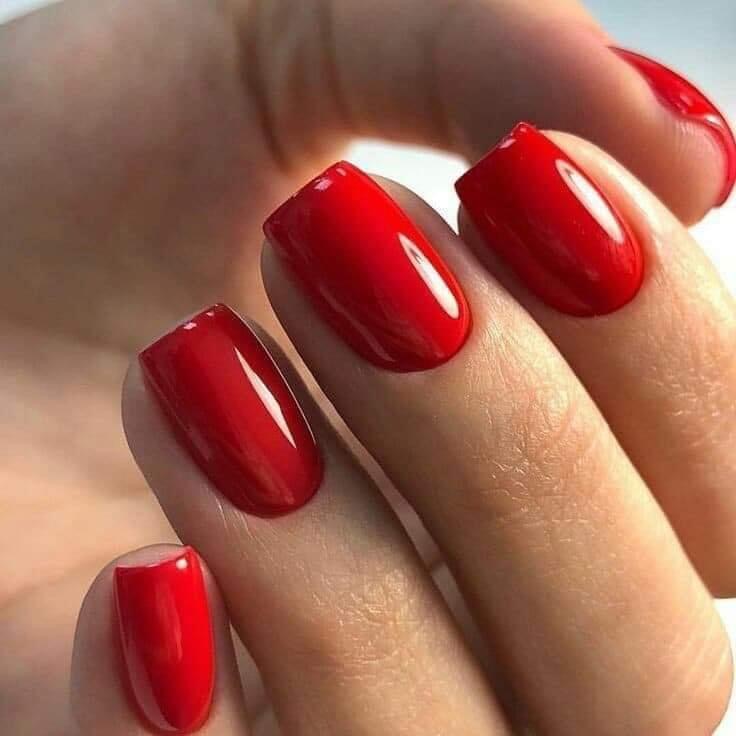 Oval at Nails Mayfair Home Service in London