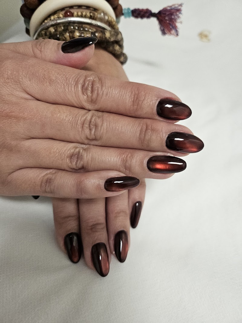 Fall Nails nail design by Summer Nail Studio in New York