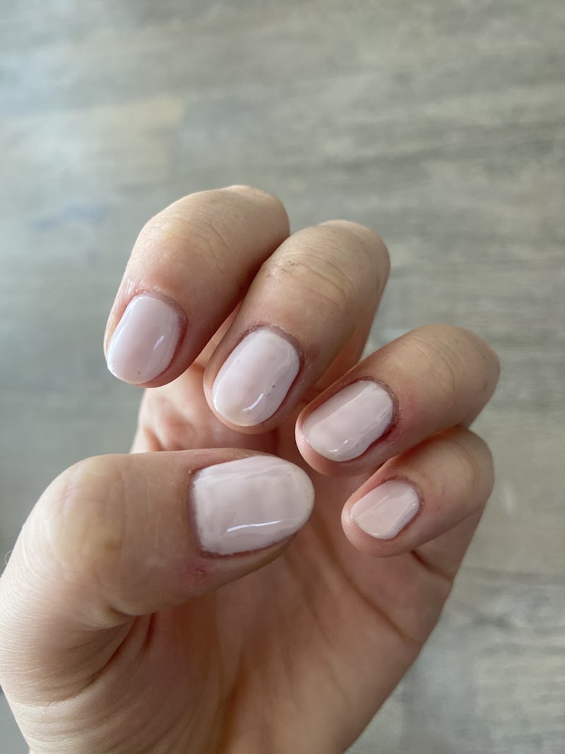 Easter Nails nail design by Happy Nails and Spa in Los Angeles