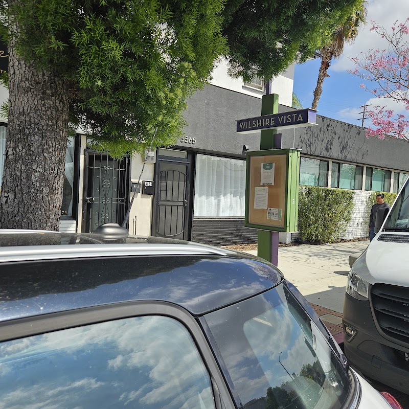 Square Nails nail design by Wellness Pedicures