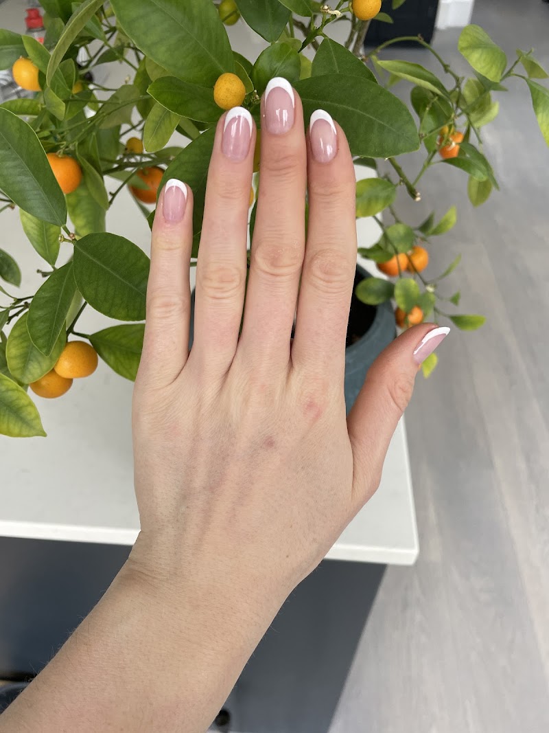 Christmas Nails nail design by Esu Hair & Beauty Salon in London