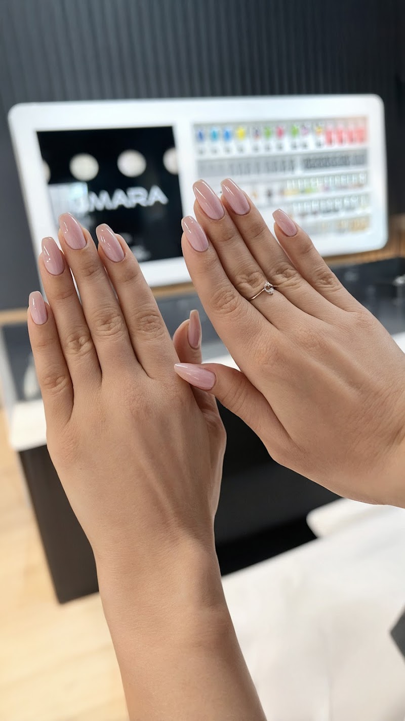 Valentine's Nails nail design by UMARA / Doral Atrium in Miami