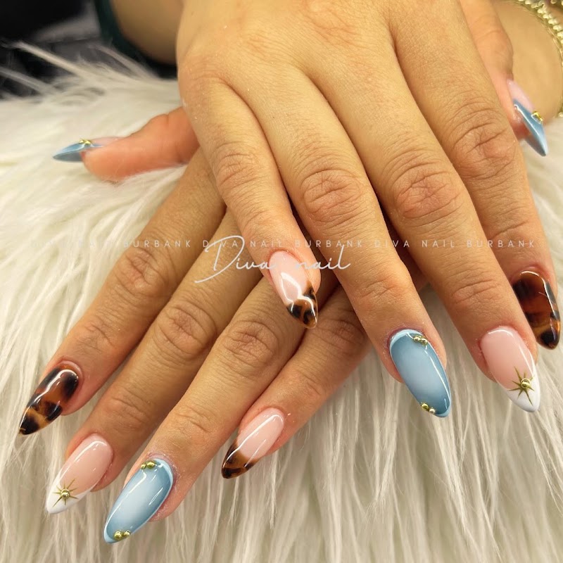 Abstract Nails nail design by Diva's Nails