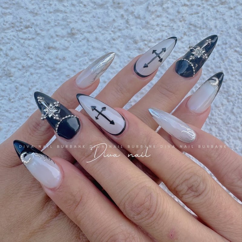 Abstract Nails nail design by Diva's Nails