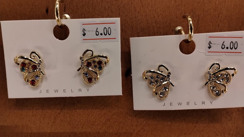 Nail Salon at Daki Salon & SPA in Chicago