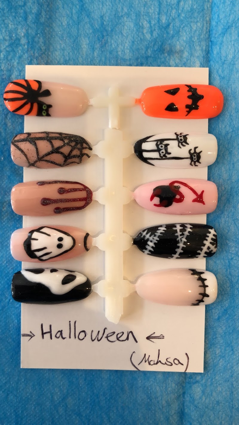 Halloween Nails nail design by Tulip Beauty Salon in London