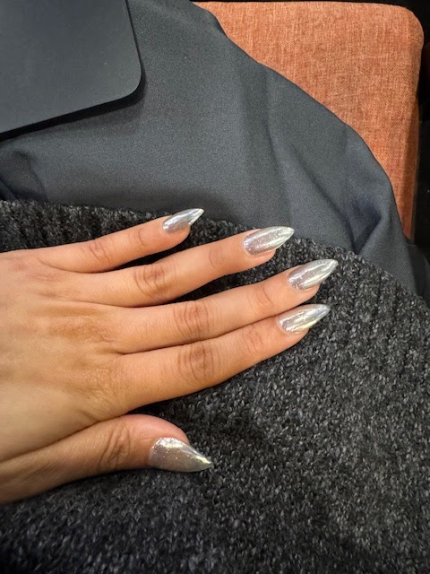 Chrome Nails nail design by Precious Nails Spa in New York