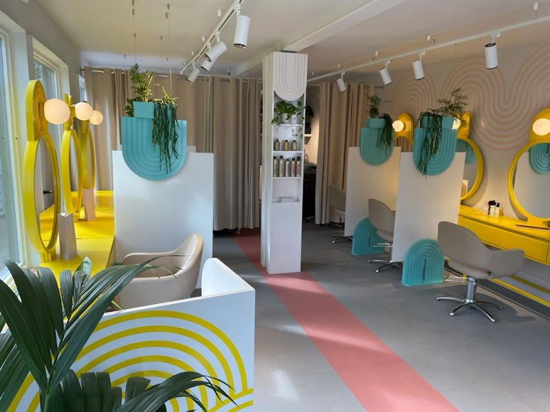 Nail Salon at Chelsea Beach Hair&beauty in London