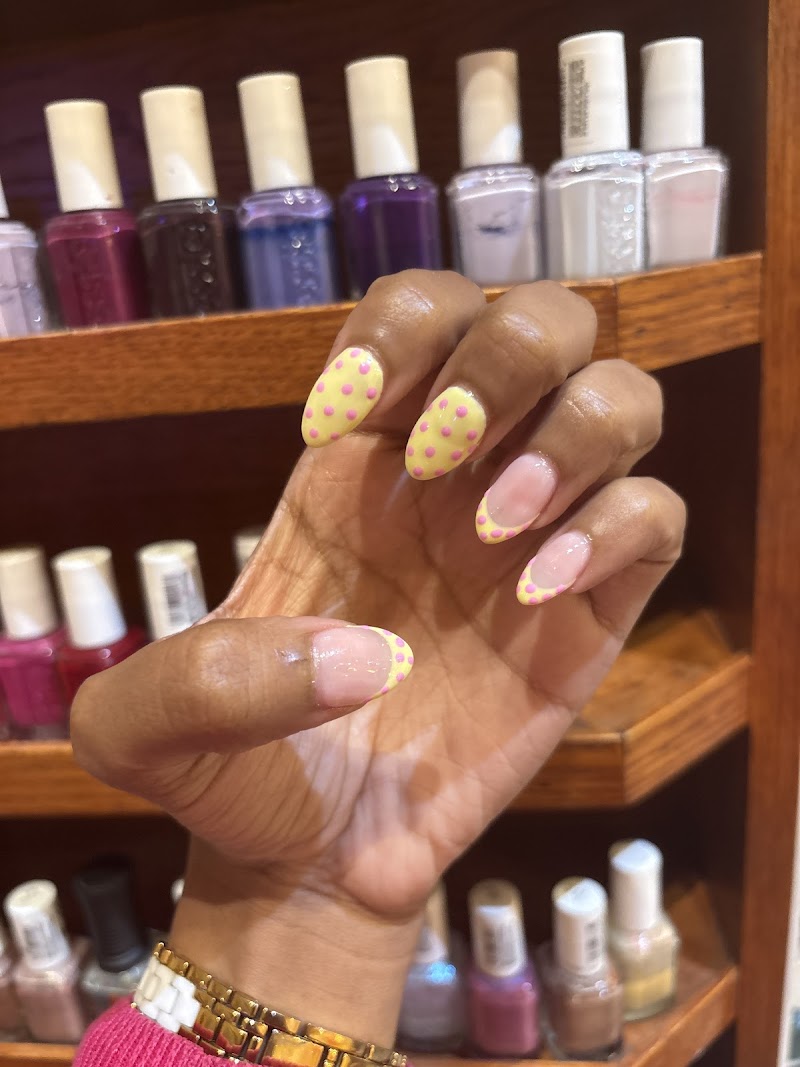 Elegant Nails & SPA (greenwich) - Nail Salon in New York