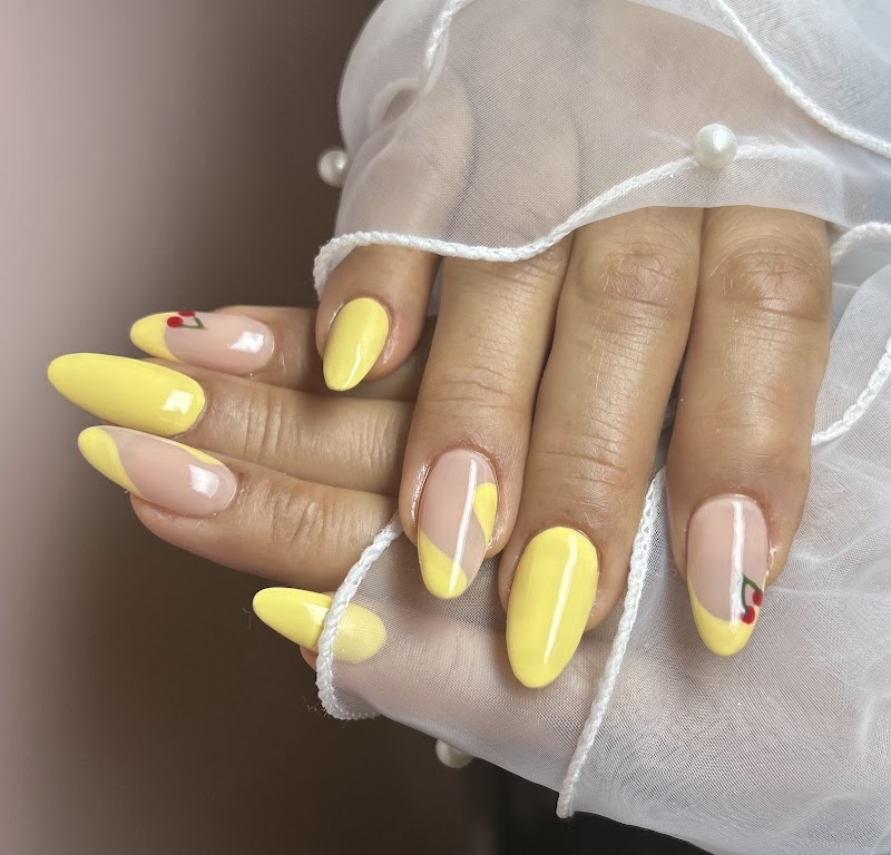 Spring Nails nail design by Vero’s Nail Studio in New York