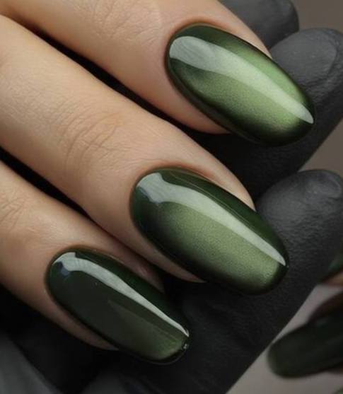 Winter Nails nail design by JW Nail Studio in New York