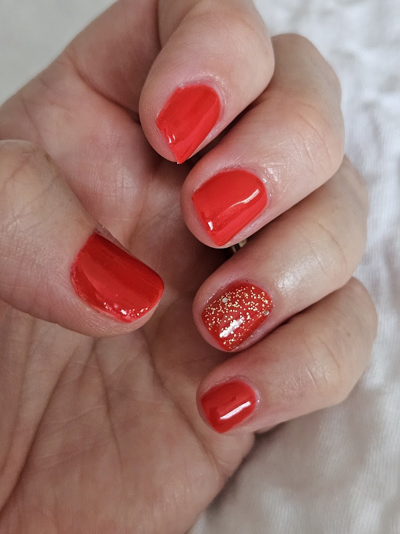 Stiletto Nails nail design by HM Nail Salon in Miami