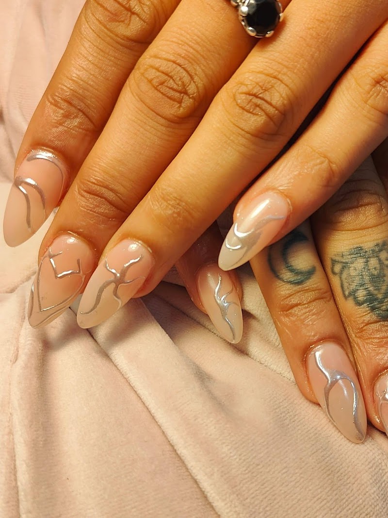 Marble Nails nail design by Elegans Nails (Kings Cross)