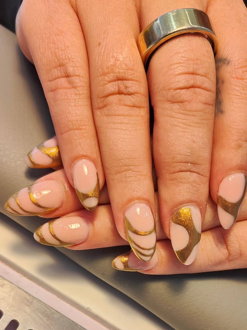 Marble Nails nail design by Elegans Nails (Kings Cross)
