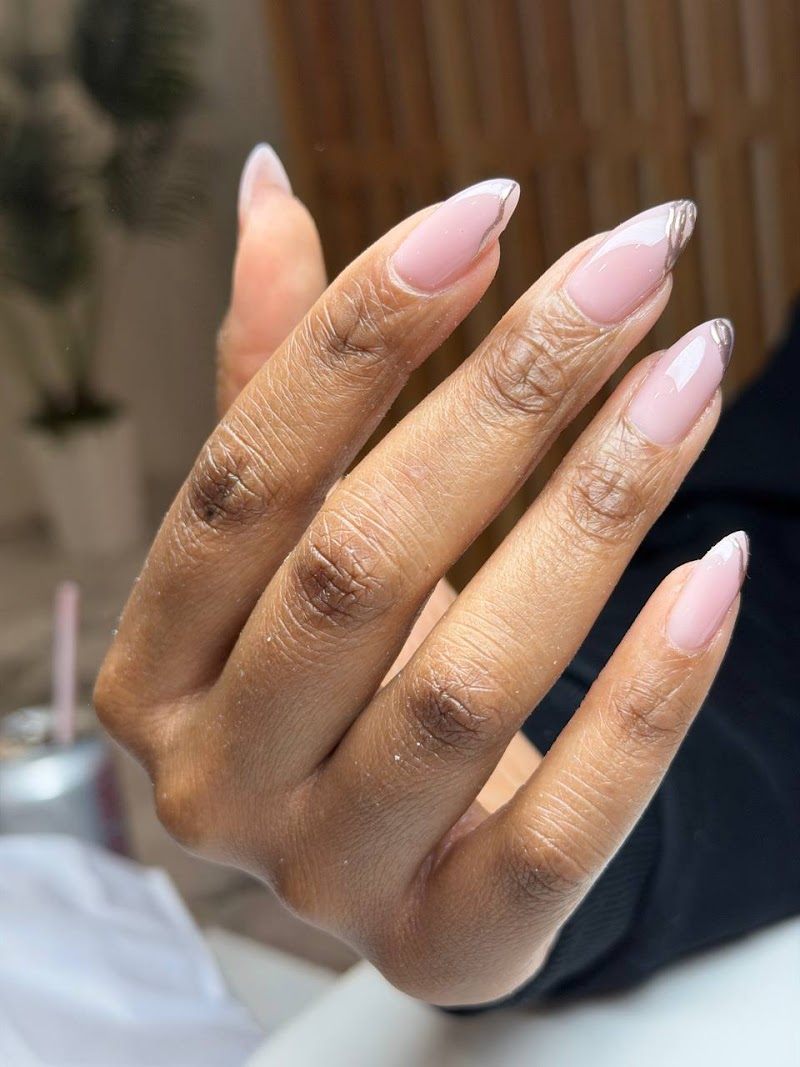 French Tips at One L Professional in Miami
