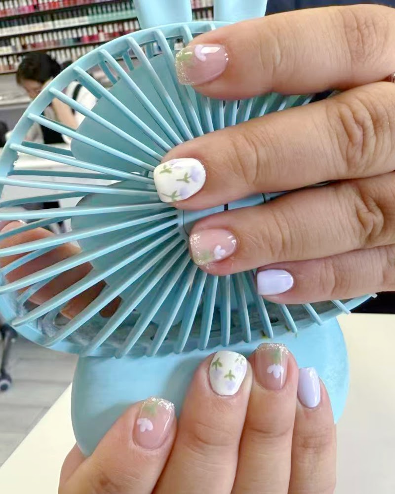 Q & a Beauty Salon - Nail Salon in New York