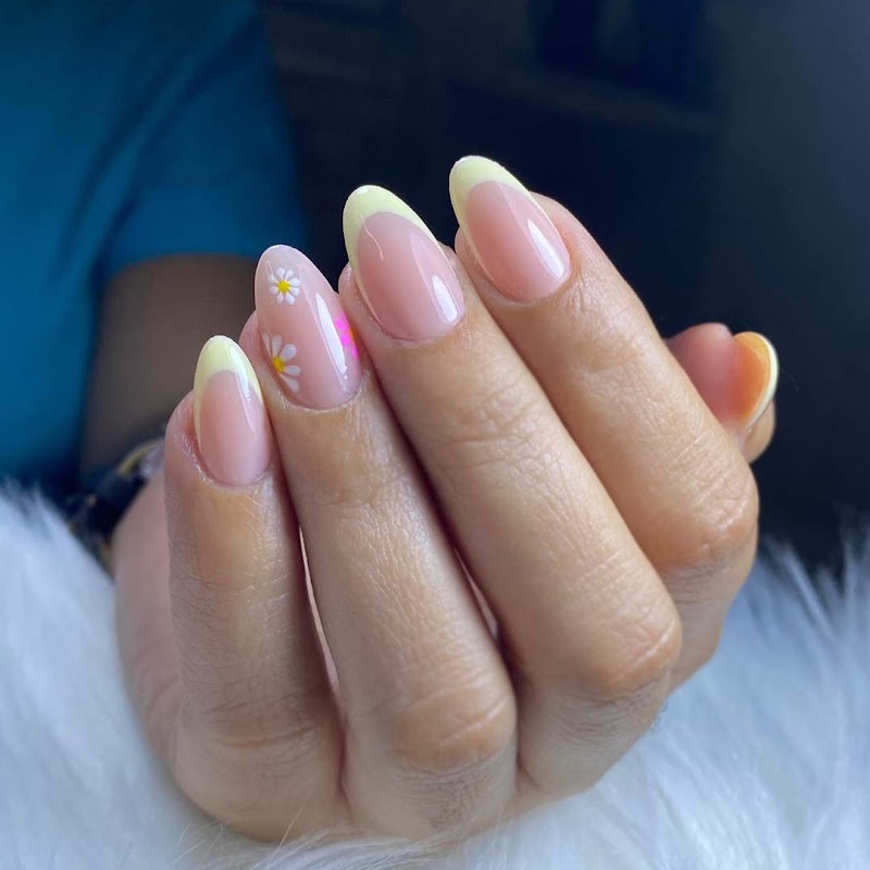 Valentine's Nails nail design by Nailology Upper Street in London