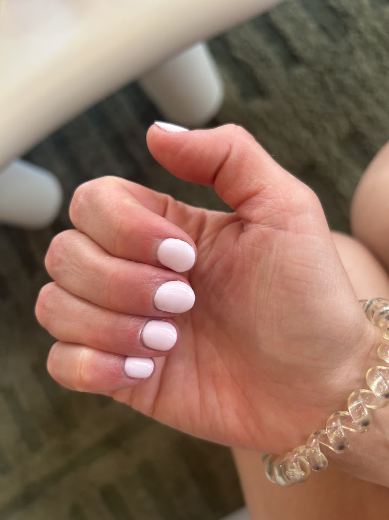 Nail Salon at Pinkies Nail SPA in Los Angeles